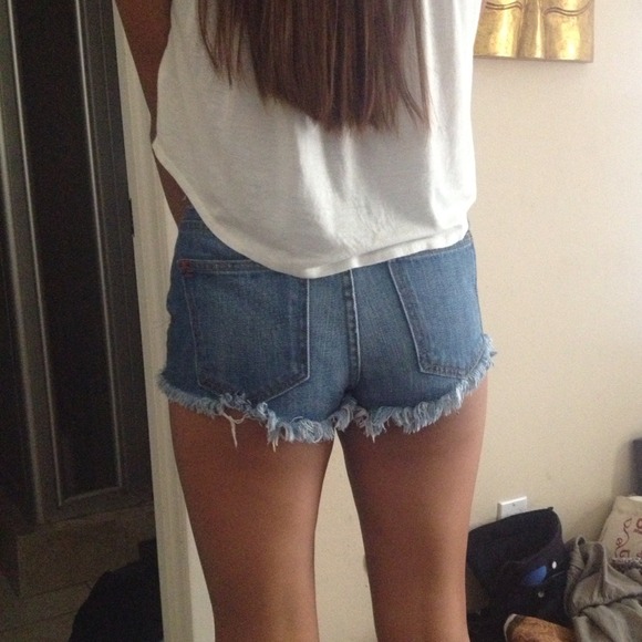 Blue Denim High-Rise Cheeky Shorts! Brand New! - Picture 3 of 3