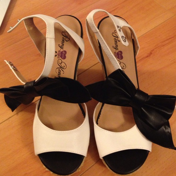 Penny loves Kenny Shoes - Penny loves Kenny Black and White Wedges