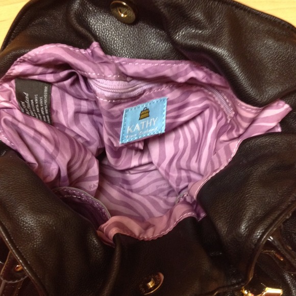 Kathy Van Zeeland Purse - Picture 3 of 5