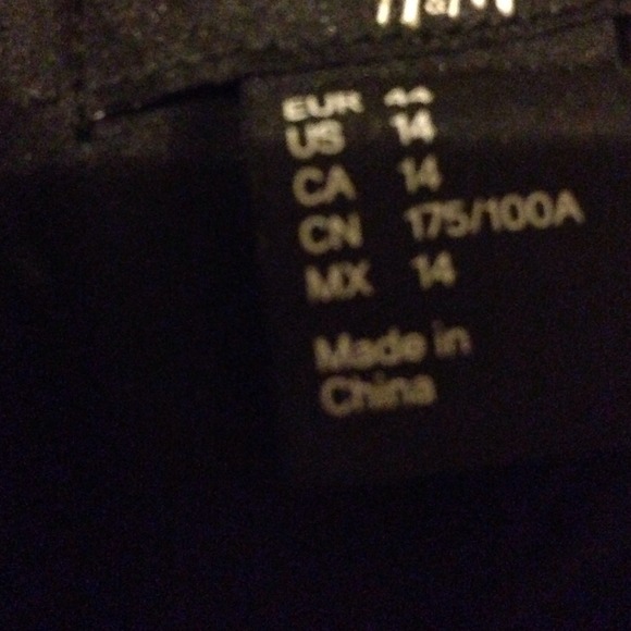 H&M new without tags dress - Picture 2 of 2