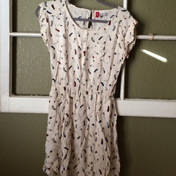 🚫SOLD🚫H&M light weight patterned dress