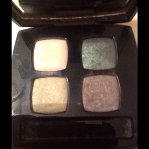 Authentic Chanel Quadra Eyeshadow - 32 Lilium