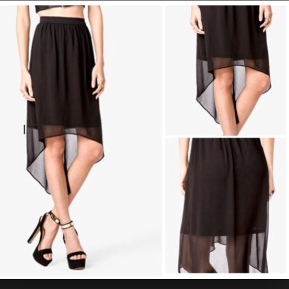 🚫SOLD🚫Forever 21 black highlow skirt