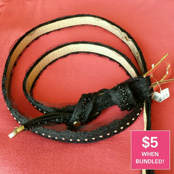 *UNAVAILABLE* Black lace skinny belt