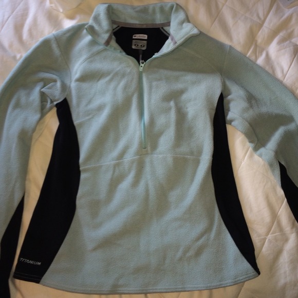 🚫SOLD🚫Teal Columbia fleece jacket