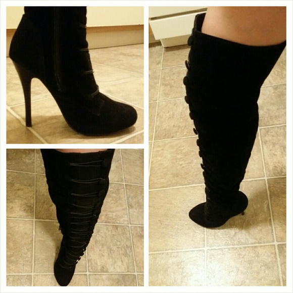 BAKERS Velvetine Boots