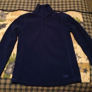 Gap fleece