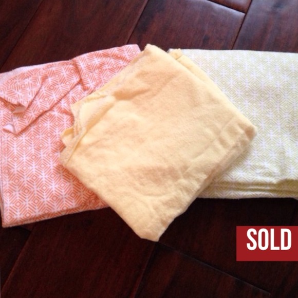 3 gender neutral receiving blankets/ burp rags