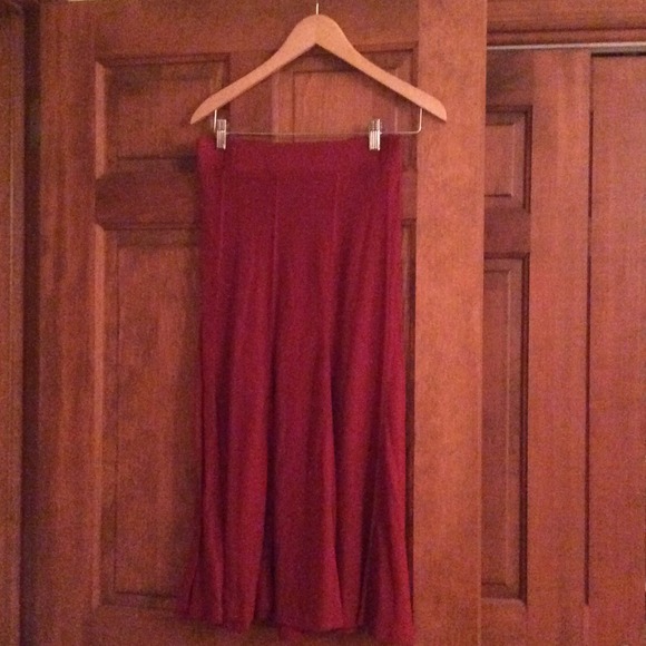 Burnt orange mid-length skirt