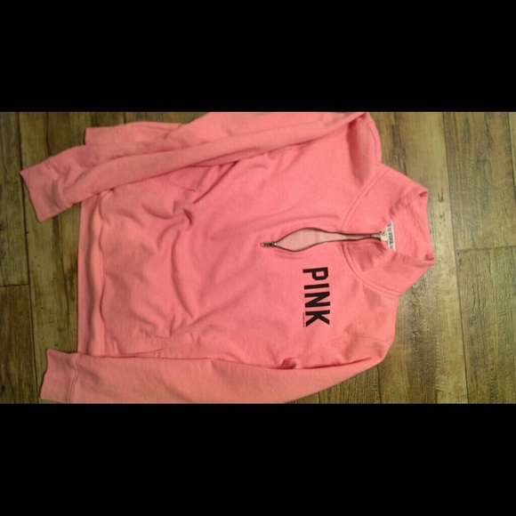 SOLD VS pink pull over