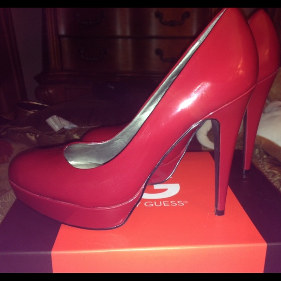 Bcbgeneration Heels/ G by Guess - Picture 4 of 4