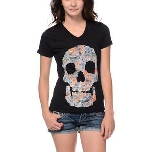⛔️⛔️SOLD ON Ⓜ️ERCARI⛔️⛔️skull made of cats t-shirt