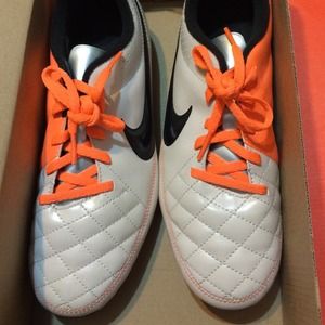 Nike tiempo soccer cleats