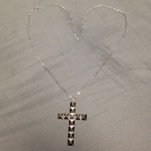 Forever 21 cross necklace
