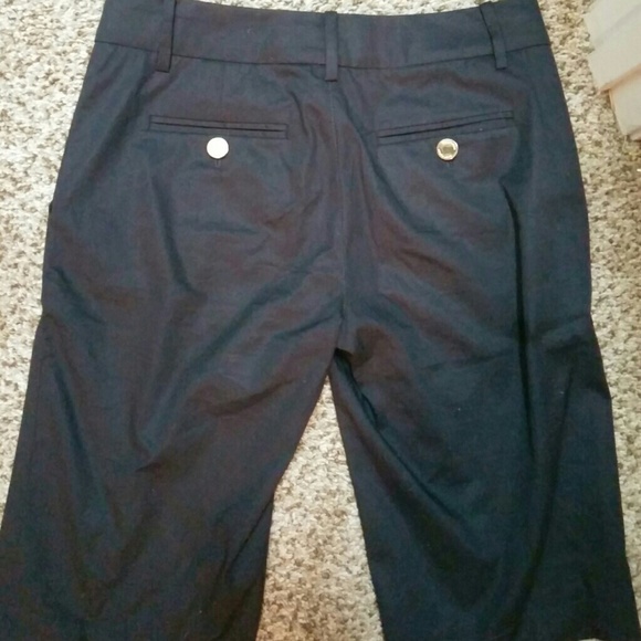 🎉HP🎉 Tory Burch Navy Shorts - Picture 4 of 4