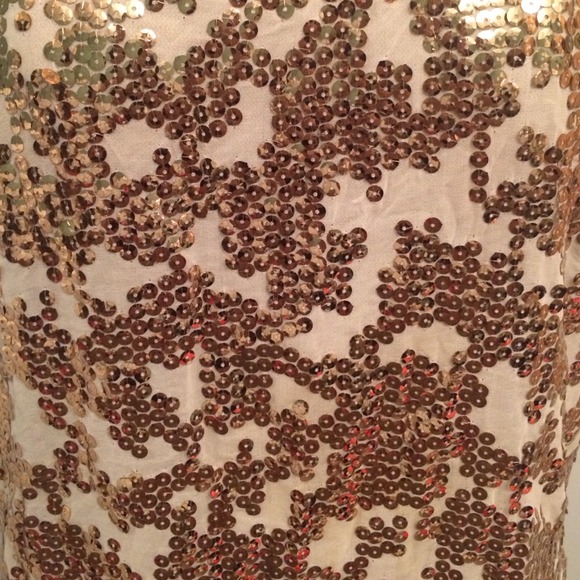 Gold sequined tank - Picture 2 of 4