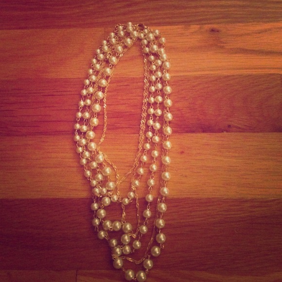 Multi pearl and gold chain strand necklace