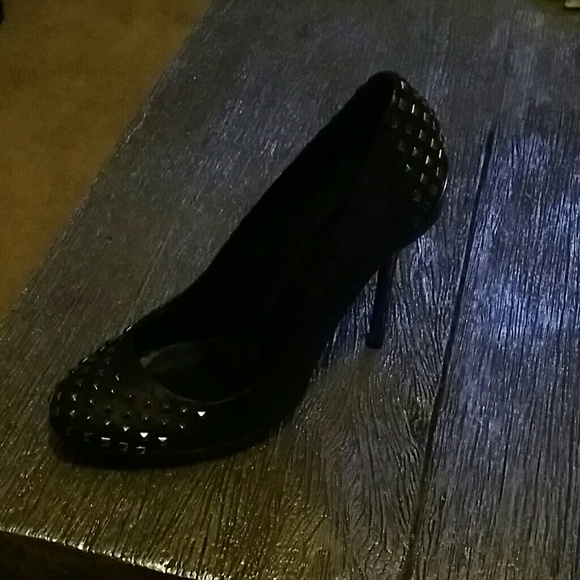 Studed pump