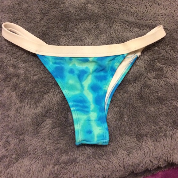 Kauai Bikini Brazilian bottoms
