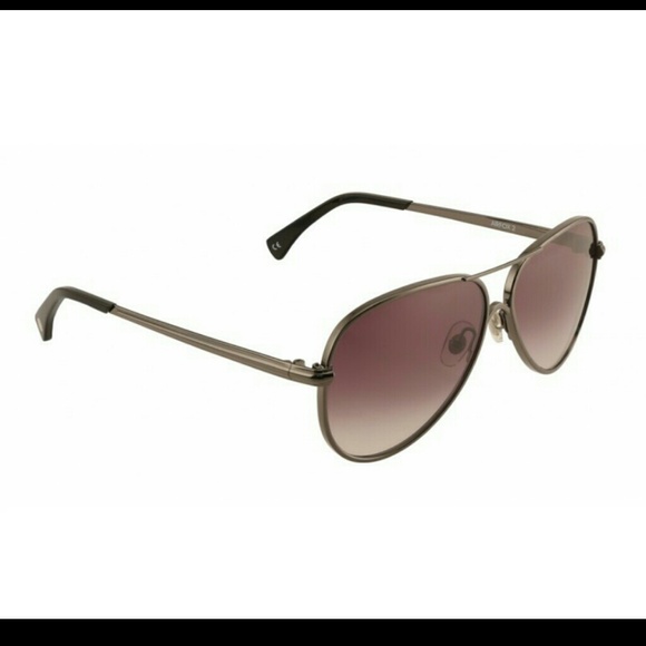 Bundled Wildfox Airfox 2 Sunglasses in Gunmetal - Picture 3 of 4