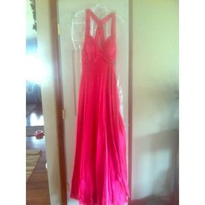 Cute dress for homecoming or prom