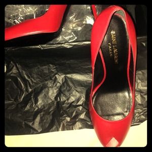 BRAND NEW YVES ST LAURENT RED PEEP TOE