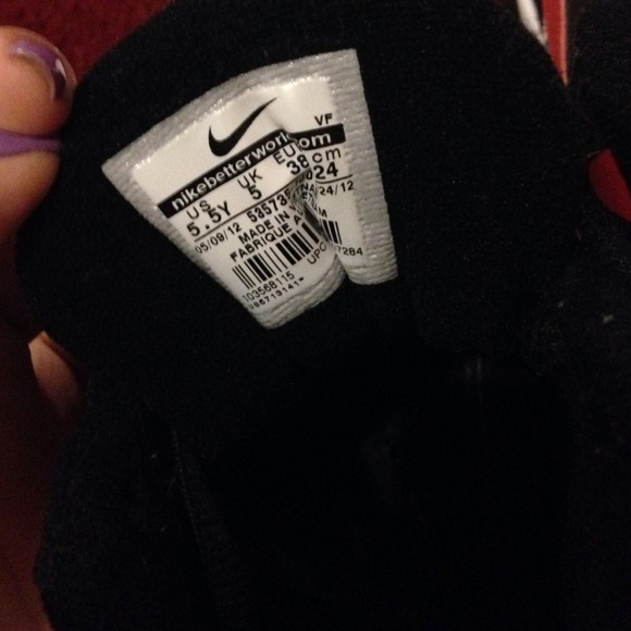 49ers Speed Turfs size 5.5y - Picture 3 of 4