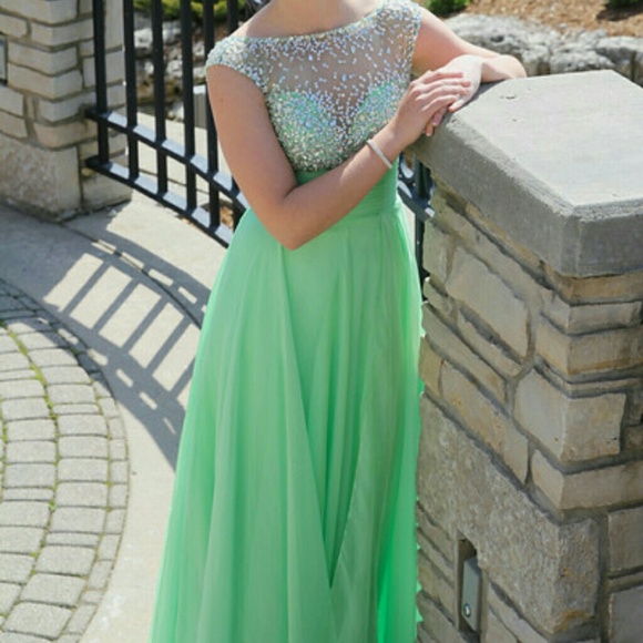 Mint green prom dress - Picture 4 of 4