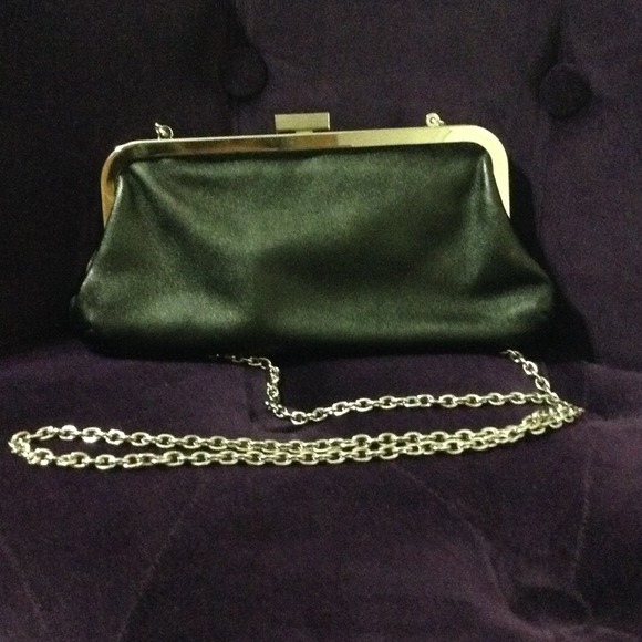 Leather chain clutch - Picture 2 of 2