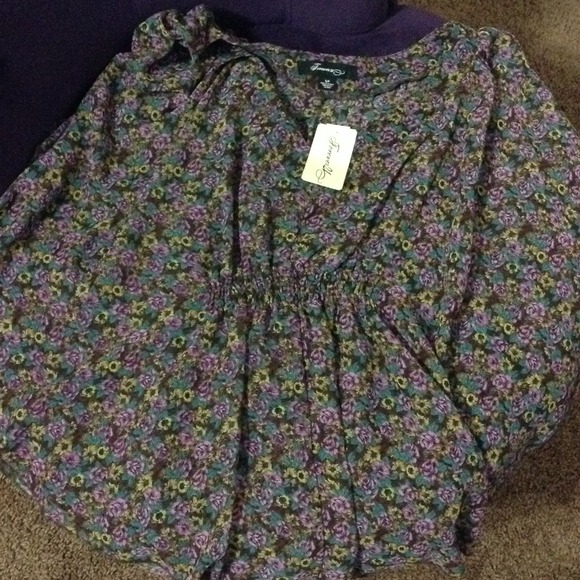 Floral top
