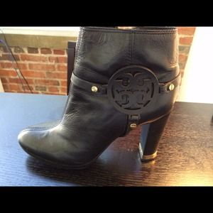 Tory Burch Booties size 9.5