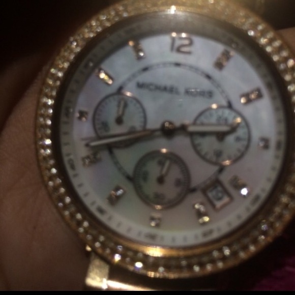 Michael Kors watch. - Picture 2 of 3
