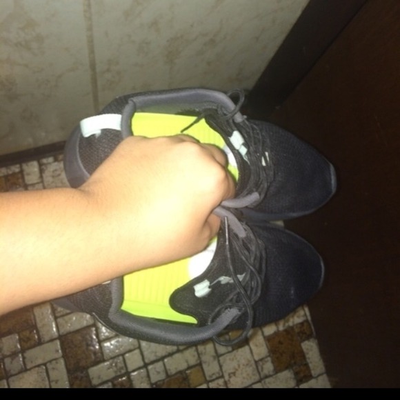 Nike roshe run - Picture 2 of 3