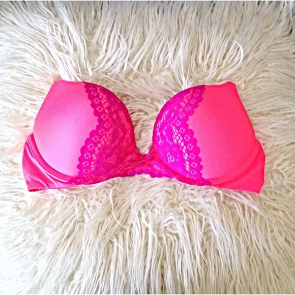 Victorias Secret PINK 34B Bombshell Bra