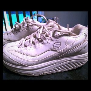 Skechers Shape Ups size 6