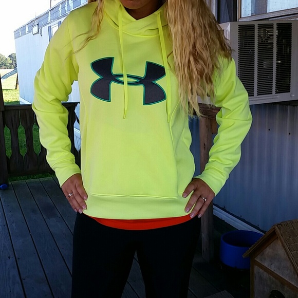 ❌BUNDLED❌Under Armour Hoodie - Picture 2 of 2