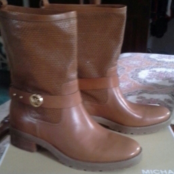 SOLD Michael Kors boots