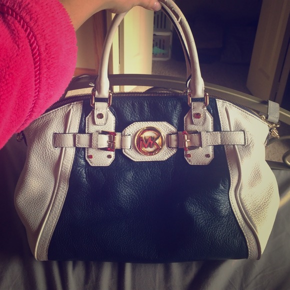 REDUCED PRICE! Authentic Michael Kors bag