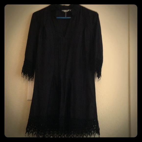 Monoreno sheer black tunic