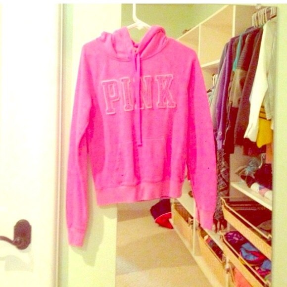 Pink vs sweat shirt