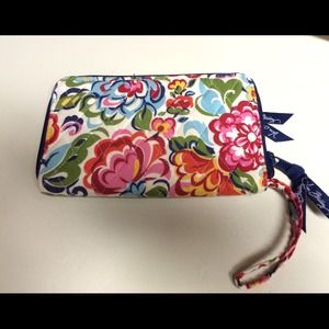 Vera Bradley Wallet -Hope Garden (Retired Pattern)