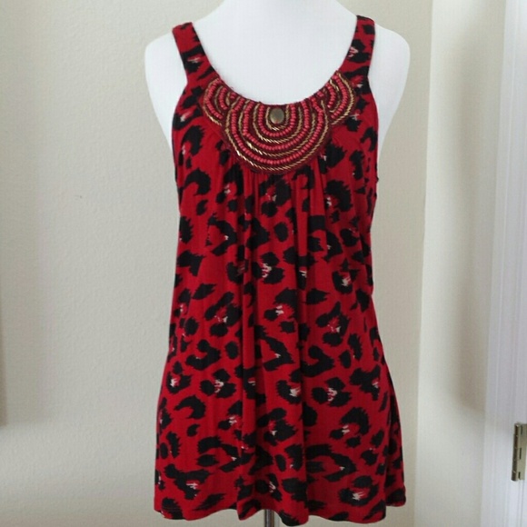 Cute red/blk leopard print beaded neckline INC top - Picture 1 of 2