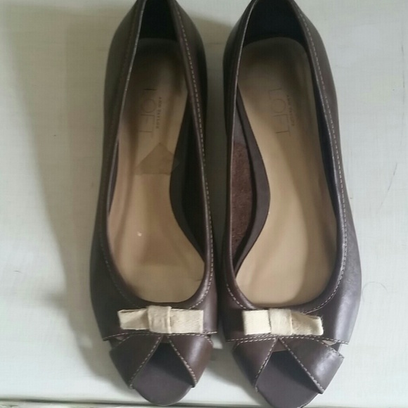 Ann Taylor LOFT leather flats