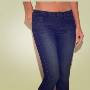 Guess Britney boot cut jeans size 26