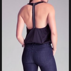 Bebe zip back top