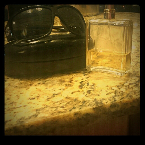 Gucci Accessories - GUCCI 2HR SALE!!