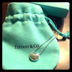 Elsa Peretti Bean Pendant - Tiffany & co