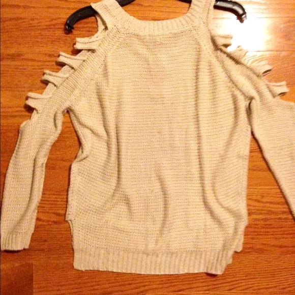 Love Culture sweater