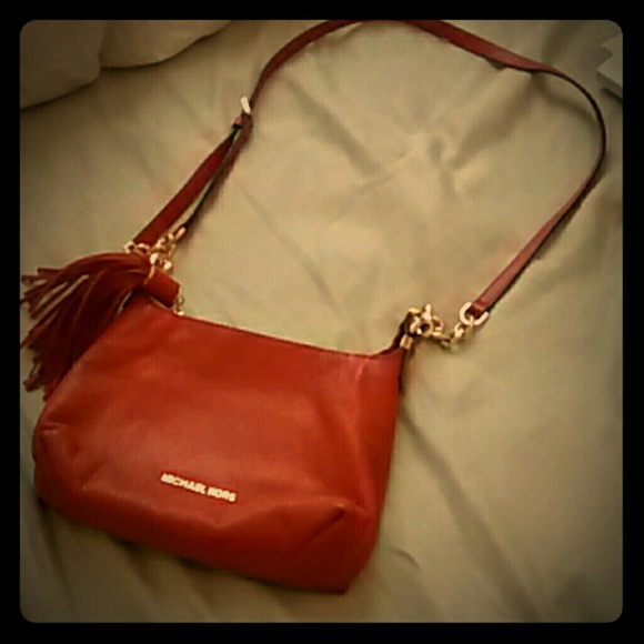 @dentaldiva39 Michael Kors orange bag