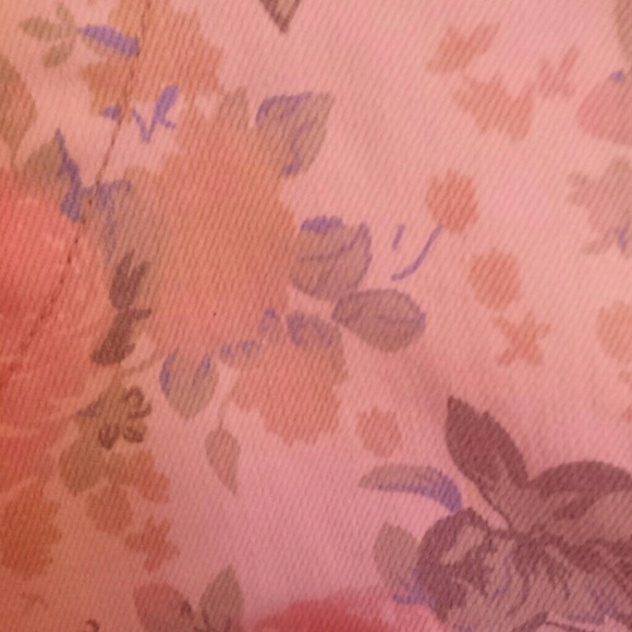 Vest - Picture 2 of 3